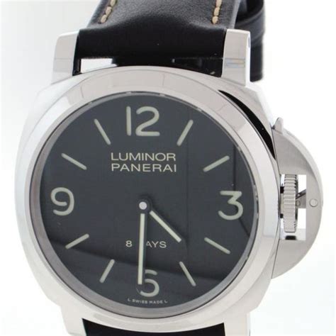 panerai 560 luminor 8 days.